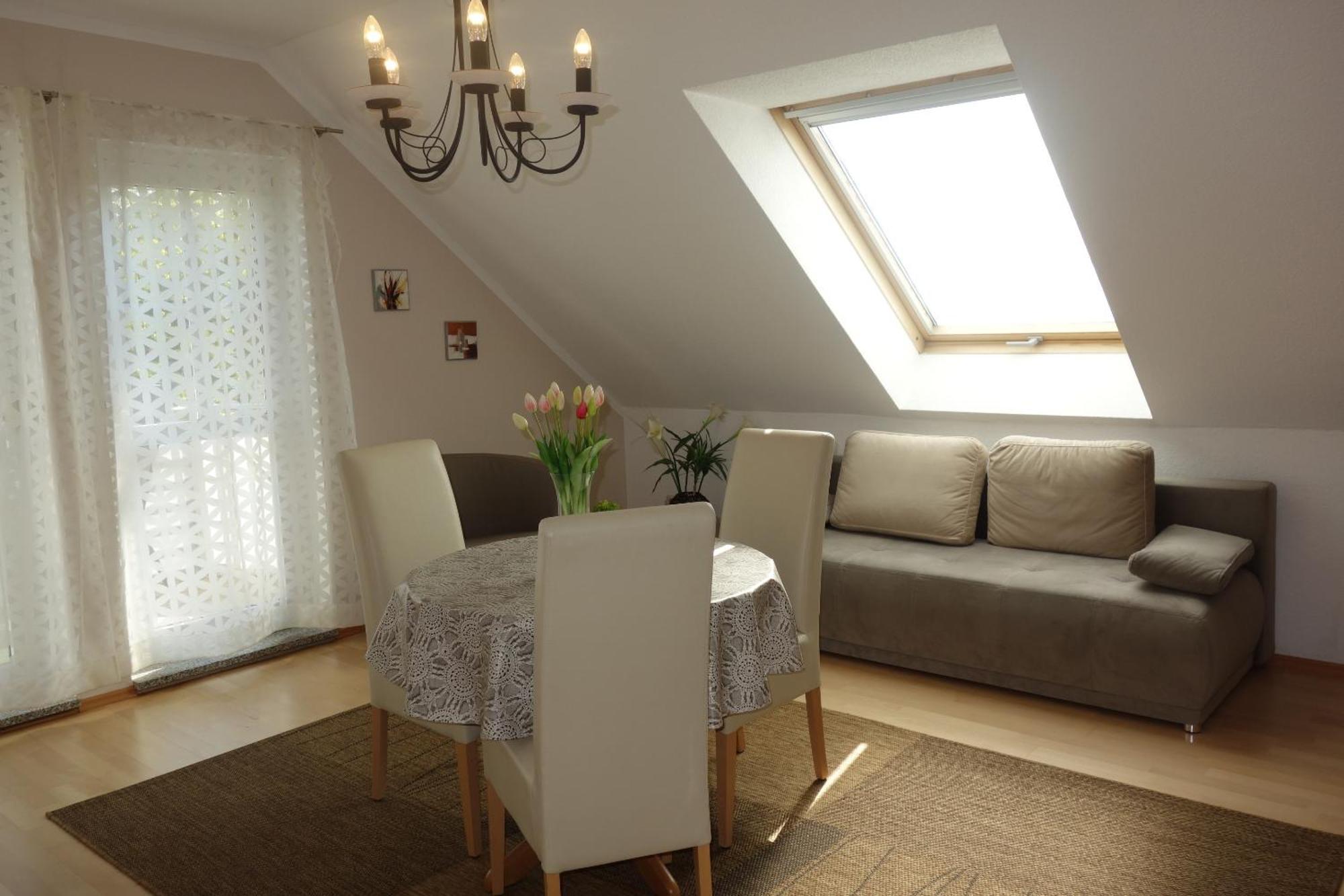 Apartments Und Zimmer Gaestehaus Matthias Dresde Habitación foto